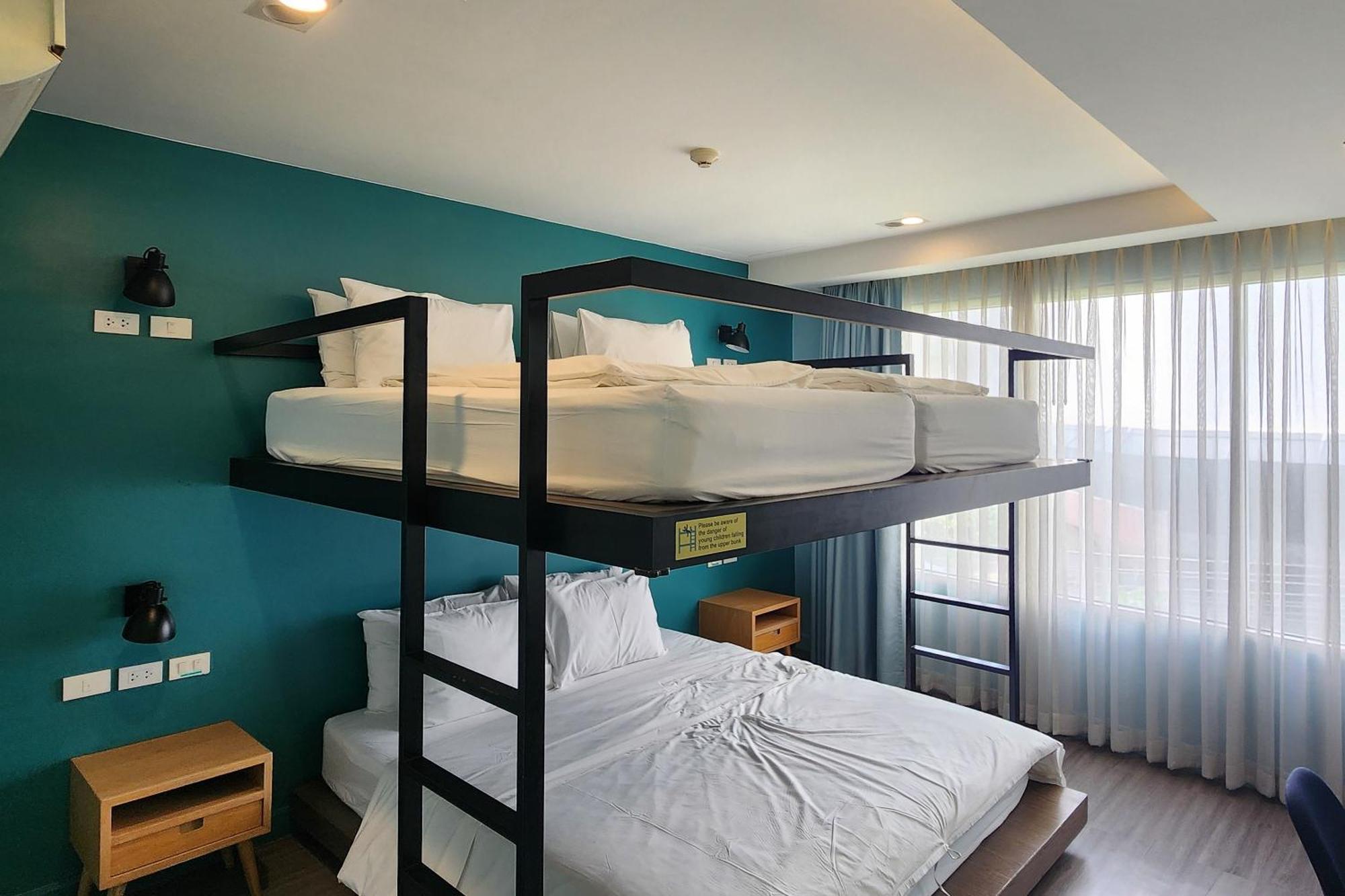 Simply Sleep Hostel Bangkok Exterior foto