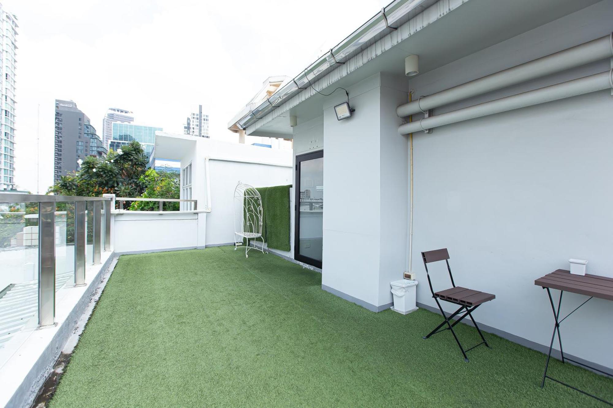 Simply Sleep Hostel Bangkok Exterior foto